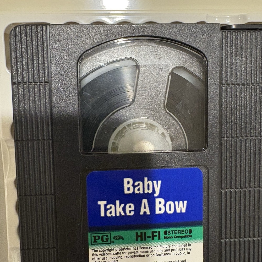 VHS Shirley Temple Lot Of 2 -Curly Top/Baby Take A Bow-Clamshell Case Tested - Picture 6 of 10